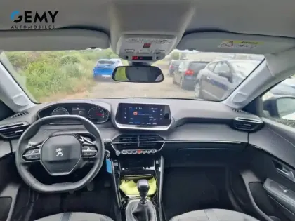 Photo 7 Peugeot 208  PureTech 100 S&S BVM6