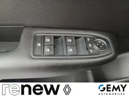 Photo 11 Renault Arkana  TCe 140 EDC - 23
