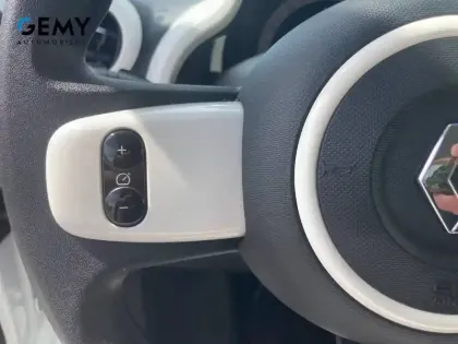 Photo 18 Renault Twingo  III Achat Intégral - 21