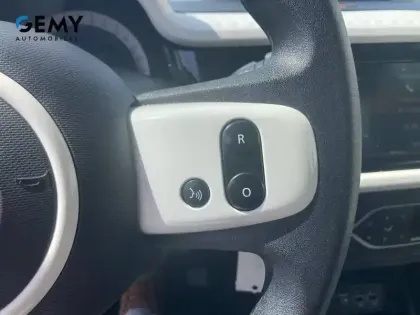 Photo 17 Renault Twingo  III Achat Intégral - 21