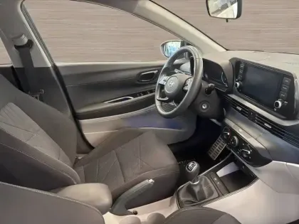 Photo 14 Hyundai Bayon  1.0 T-GDi 100 Hybrid 48V