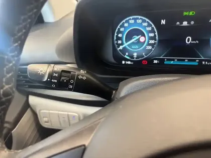 Photo 26 Hyundai Bayon  1.0 T-GDi 100 Hybrid 48V