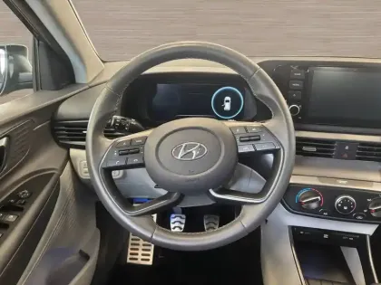 Photo 11 Hyundai Bayon  1.0 T-GDi 100 Hybrid 48V