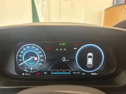 Photo 39 Hyundai Bayon  1.0 T-GDi 100 Hybrid 48V