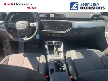 Photo 17 Audi Q3  35 TFSI 150 ch S tronic 7