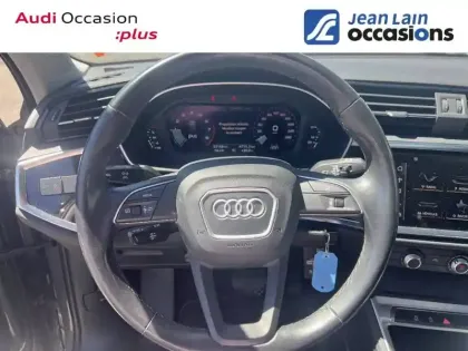 Photo 11 Audi Q3  35 TFSI 150 ch S tronic 7