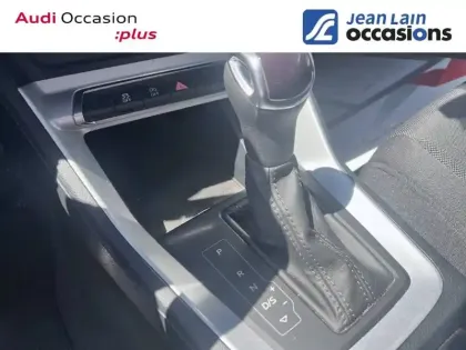 Photo 12 Audi Q3  35 TFSI 150 ch S tronic 7