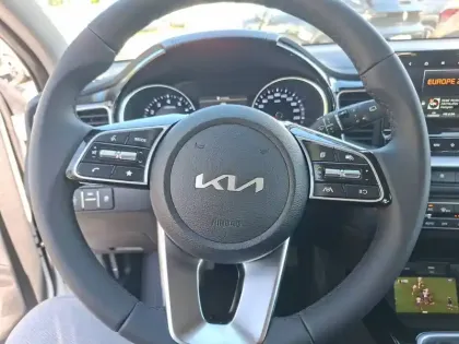Photo 29 Kia Ceed  SW 1.5 T-GDi 140 ch BVM6