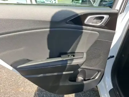 Photo 12 Kia Ceed  SW 1.5 T-GDi 140 ch BVM6