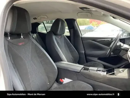 Photo 48 DS DS 4  Hybride E-Tense 225 EAT8