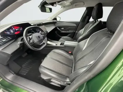Photo 10 Peugeot 308  PureTech 130ch S&S EAT8