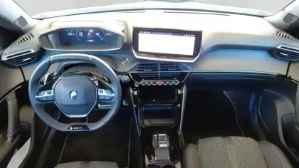 Photo 17 Peugeot 2008  PureTech 130 S&S EAT8