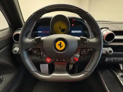 Photo 12 Ferrari 812  Superfast 6.5 V12 800ch