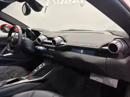 Photo 16 Ferrari 812  Superfast 6.5 V12 800ch