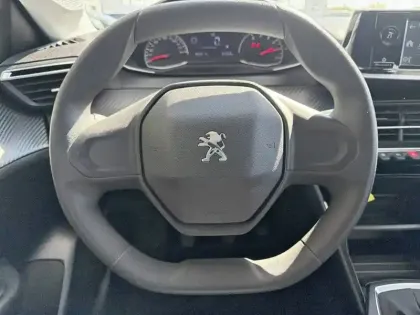 Photo 8 Peugeot 208  PureTech 75 S&S BVM5