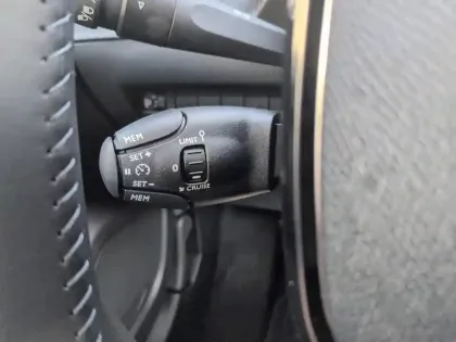 Photo 18 Peugeot 2008  Hybrid 110 e-DCS6