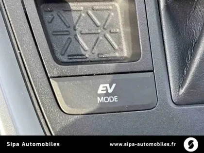 Photo 32 Toyota Rav4  Hybride 218 ch 2WD
