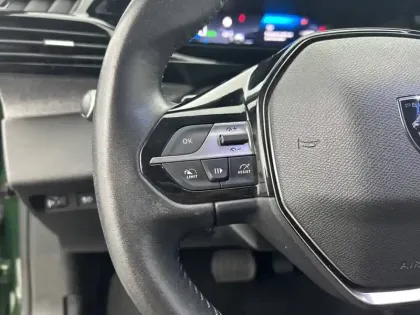 Photo 19 Peugeot 308  PHEV 180 e-EAT8
