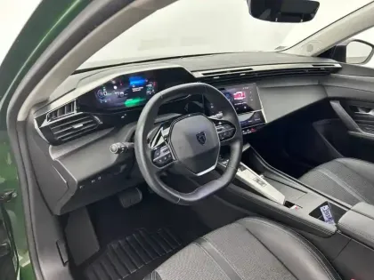 Photo 8 Peugeot 308  PHEV 180 e-EAT8