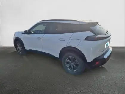 Photo 27 Peugeot 2008  PureTech 100 S&S BVM6