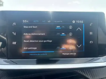 Photo 19 Peugeot 2008  PureTech 100 S&S BVM6