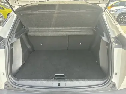 Photo 5 Peugeot 2008  PureTech 100 S&S BVM6