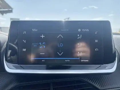 Photo 14 Peugeot 2008  PureTech 100 S&S BVM6