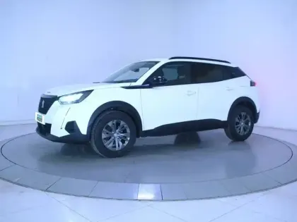 Photo 48 Peugeot 2008  PureTech 100 S&S BVM6