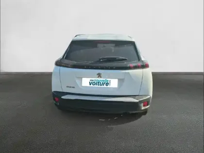 Photo 25 Peugeot 2008  PureTech 100 S&S BVM6
