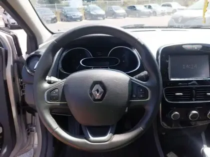 Photo 10 Renault Clio  dCi 75 Energy