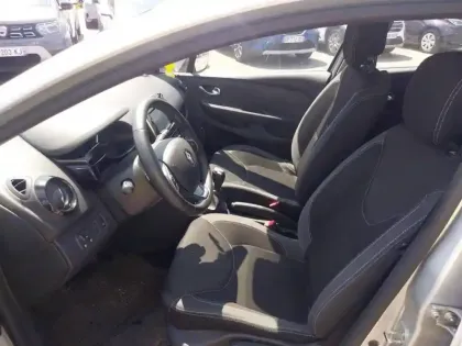 Photo 8 Renault Clio  dCi 75 Energy