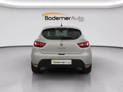 Photo 18 Renault Clio  dCi 75 Energy