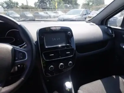 Photo 13 Renault Clio  dCi 75 Energy