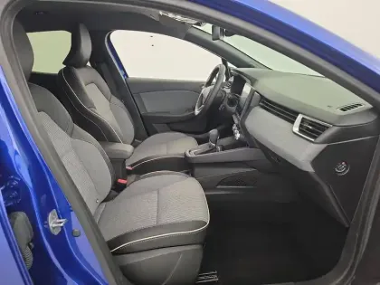 Photo 25 Renault Clio  E-Tech full hybrid 145 ch GSR2
