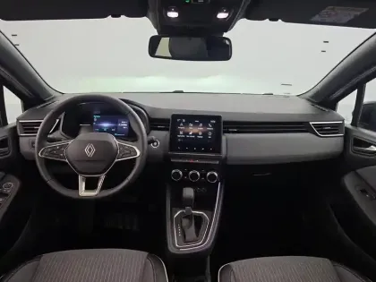 Photo 27 Renault Clio  E-Tech full hybrid 145 ch GSR2