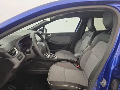 Photo 24 Renault Clio  E-Tech full hybrid 145 ch GSR2