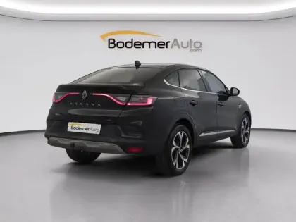 Photo 13 Renault Arkana  E-Tech full hybrid 145 GSR2