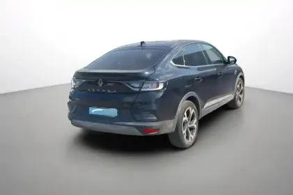 Photo 5 Renault Arkana  E-Tech full hybrid 145 GSR2