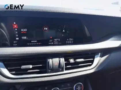 Photo 12 Alfa Romeo Stelvio  2.2 190 ch AT8
