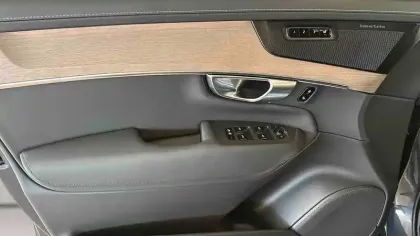 Photo 22 Volvo XC90  T8 AWD Hybride Rechargeable 455 ch Geartronic 8 7pl