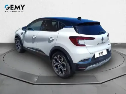 Photo 6 Renault Captur  E-Tech full hybrid 145
