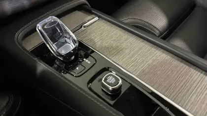 Photo 23 Volvo XC90  Recharge T8 AWD 310+145 ch Geartronic 8 7pl