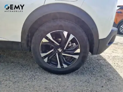 Photo 10 Peugeot 2008  PureTech 130 S&S EAT8