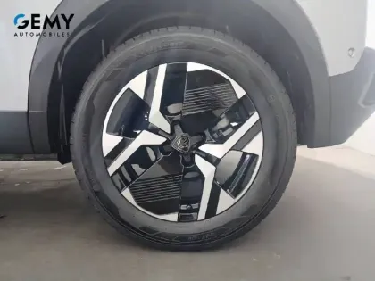 Photo 31 Peugeot 2008  PureTech 130 S&S EAT8