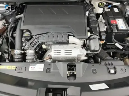 Photo 32 Peugeot 2008  PureTech 130 S&S EAT8