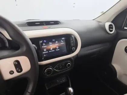 Photo 30 Renault Twingo  III E-Tech