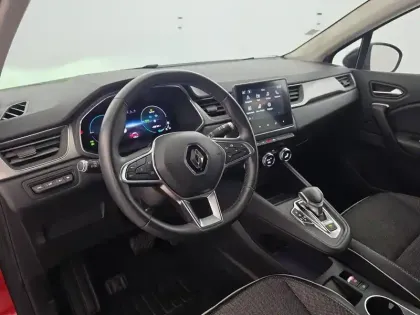 Photo 18 Renault Captur  E-Tech Plug-in 160