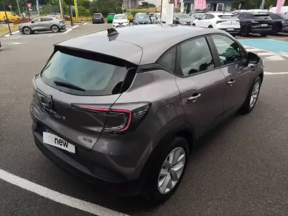 Photo 5 Renault Captur  E-Tech full hybrid 145 ch