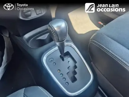 Photo 12 Toyota Yaris  Hybride 100h