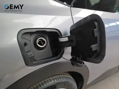 Photo 19 Peugeot 3008  Hybrid 145 e-DCS6